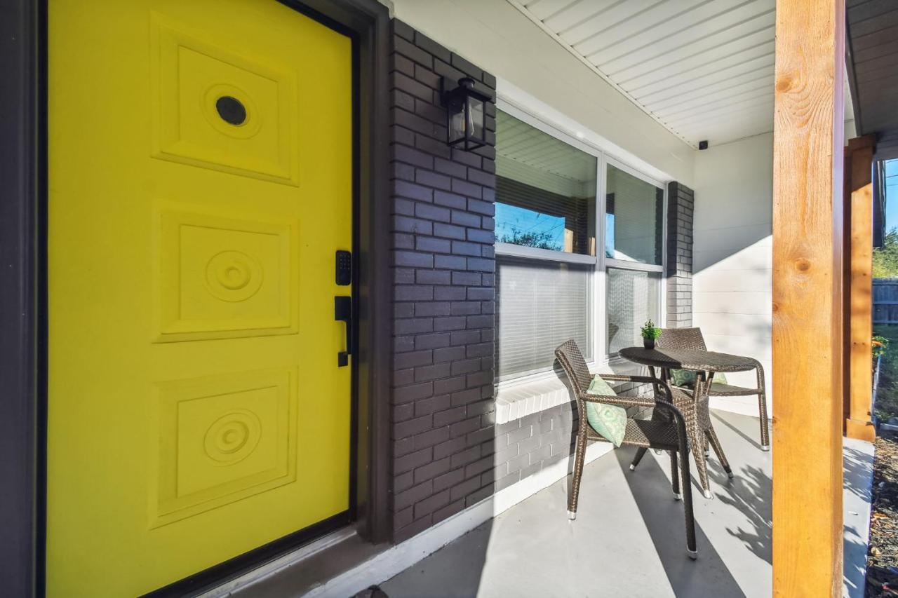 Plush Sheets, Games!, Huge Backyard, Massage Chair Tampa Exterior photo